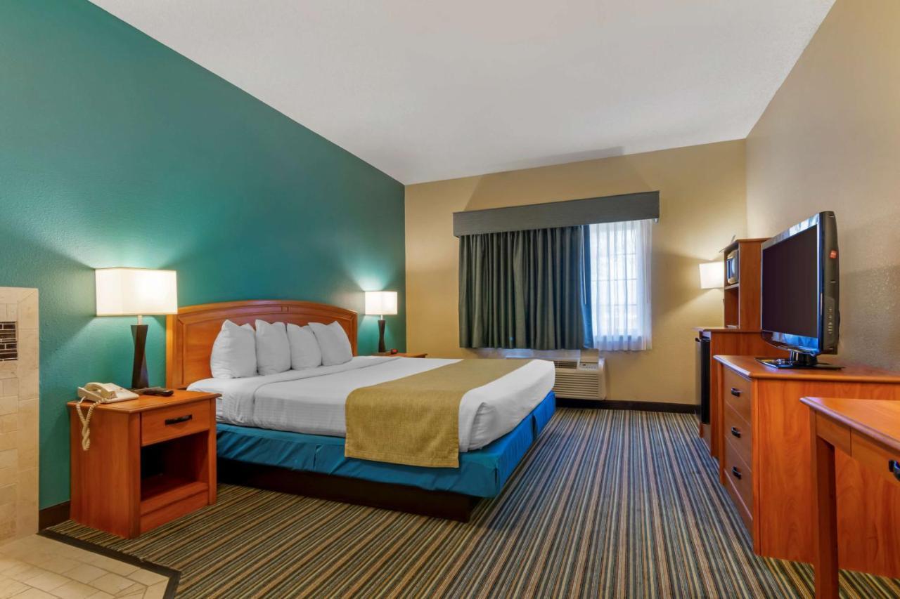 Best Western Governors Inn And Suites Wichita Exterior foto